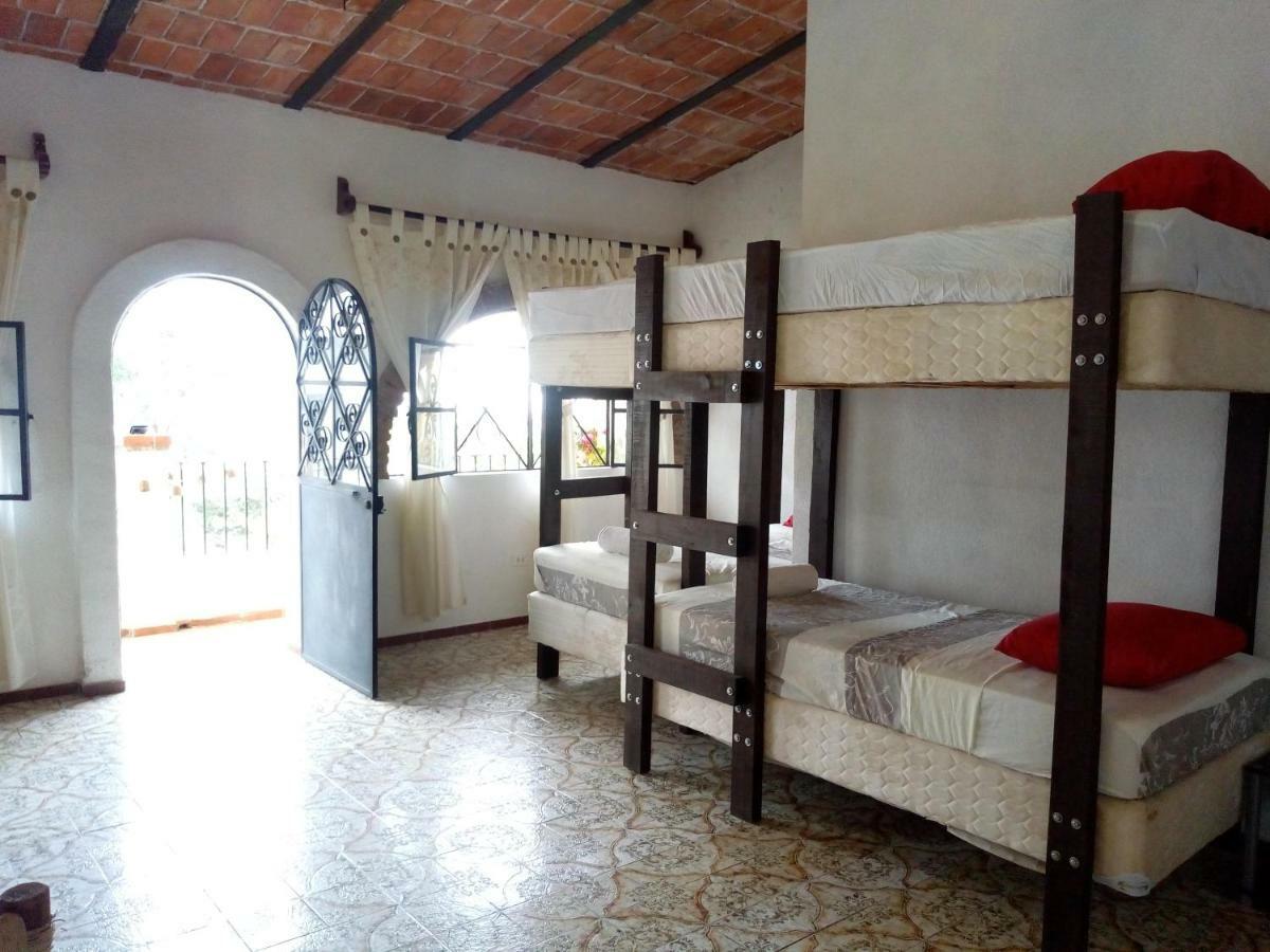 Margaritas Hostel Puerto Vallarta Eksteriør bilde